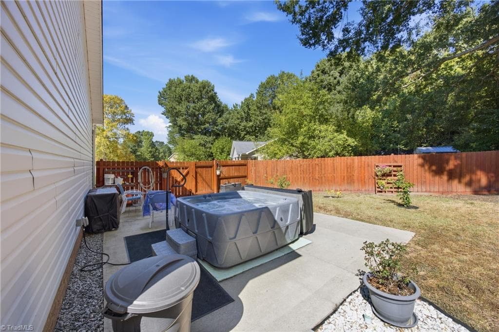 Stick/Site Built at 130 Garden Street, Thomasville NC 27360, photo 33 of 48