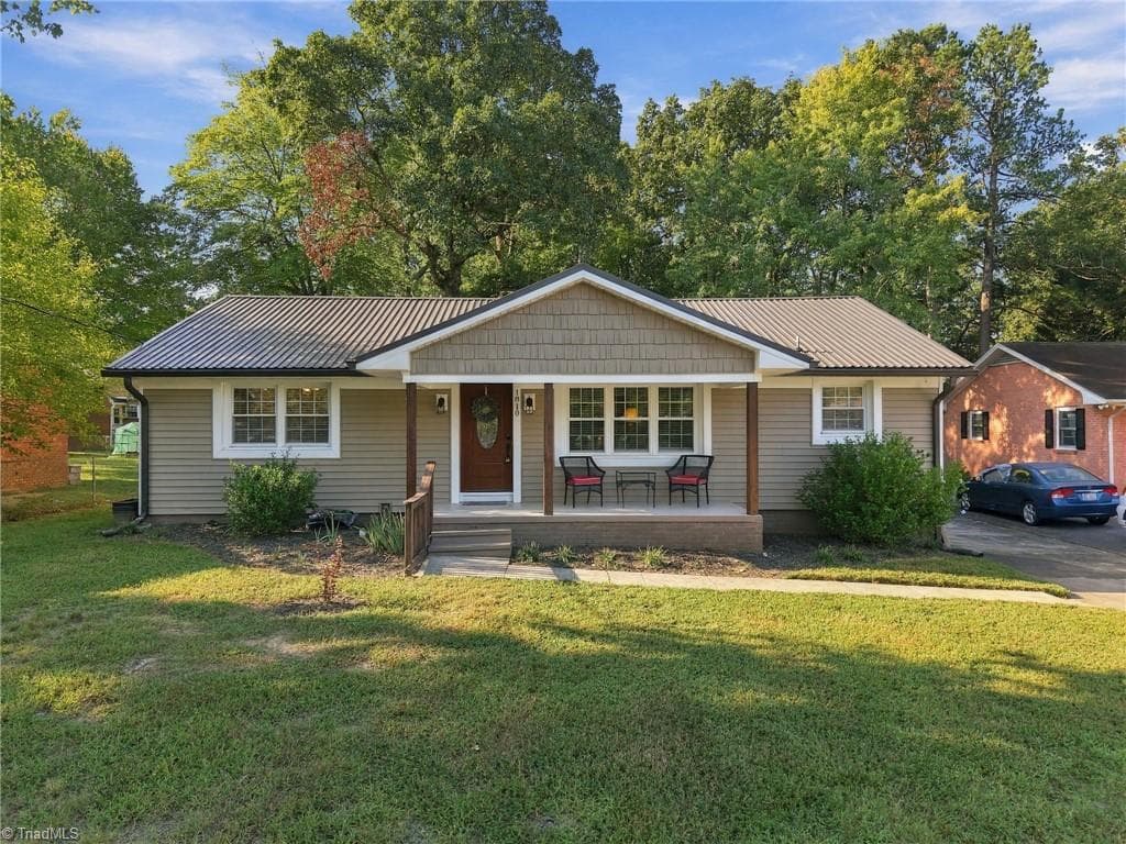 Stick/Site Built at 1810 W Front Street, Burlington NC 27215, Burlington, photo 25 of 33