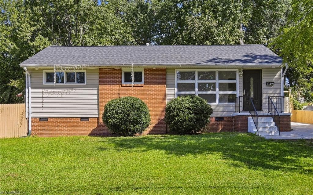 1602 Crystal Lane, Greensboro NC 27403