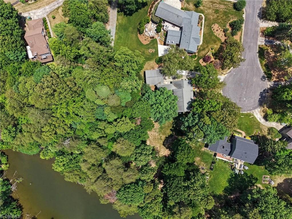 Stick/Site Built at 1801 Dantzler Drive, High Point NC 27265, photo 37 of 47
