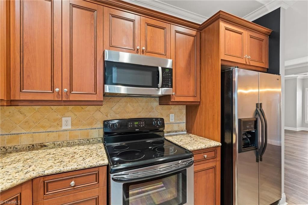 Stick/Site Built at 4318 Rockledge Lane, Thomasville NC 27360, photo 9 of 42