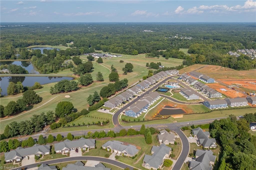 Stick/Site Built at 4318 Rockledge Lane, Thomasville NC 27360, photo 40 of 42