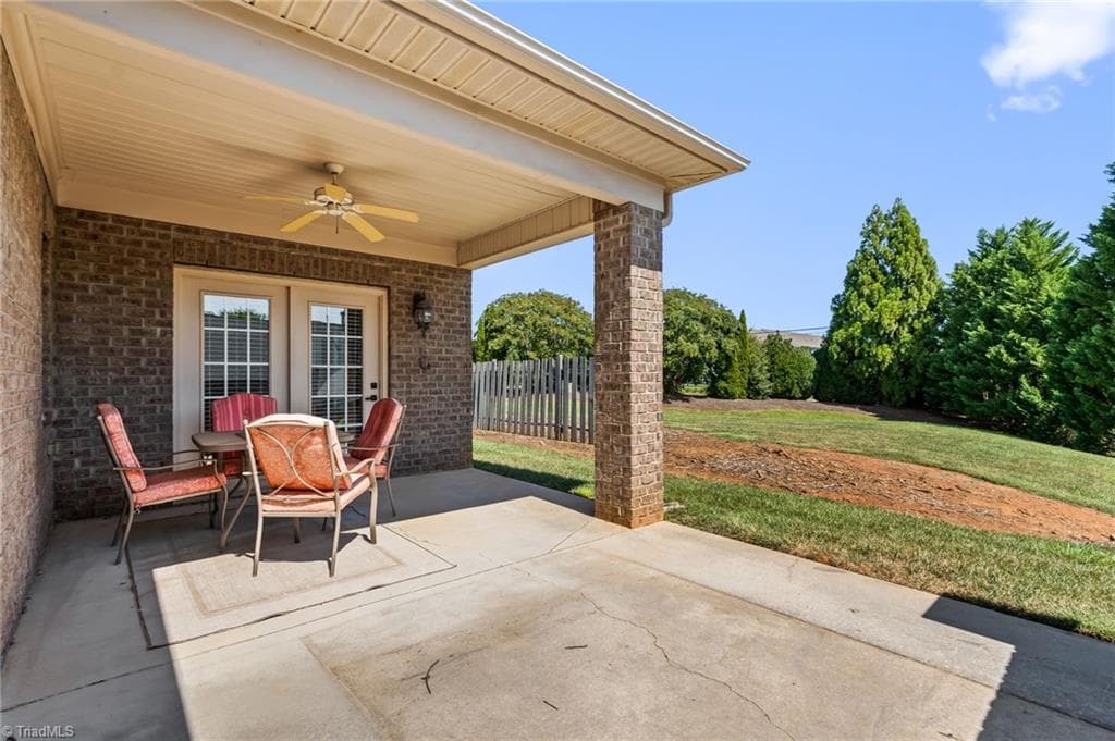Stick/Site Built at 4318 Rockledge Lane, Thomasville NC 27360, photo 29 of 42