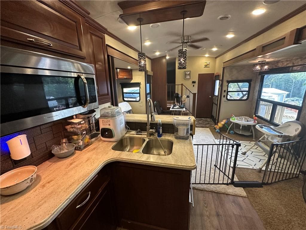 Manufactured Home at 122 Eagle Drive, New London NC 28127, New London, photo 22 of 50