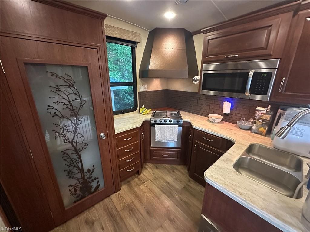 Manufactured Home at 122 Eagle Drive, New London NC 28127, photo 10 of 50