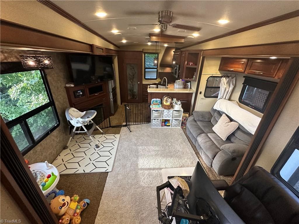 Manufactured Home at 122 Eagle Drive, New London NC 28127, New London, photo 21 of 50