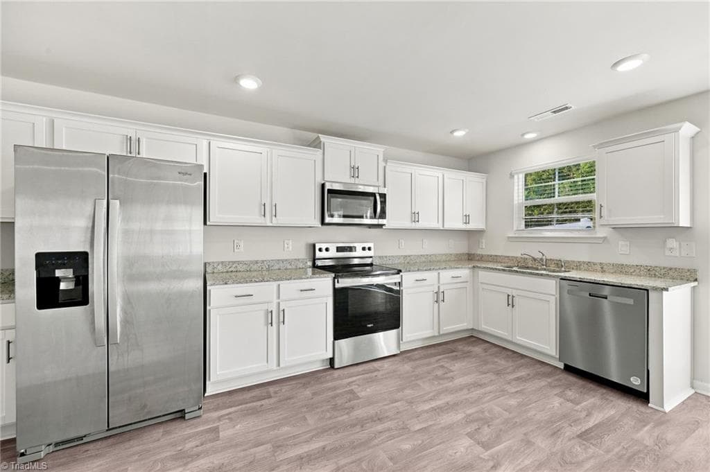 Stick/Site Built at 186 Carriage Cove Circle, Mocksville NC 27028, Mocksville, photo 9 of 70