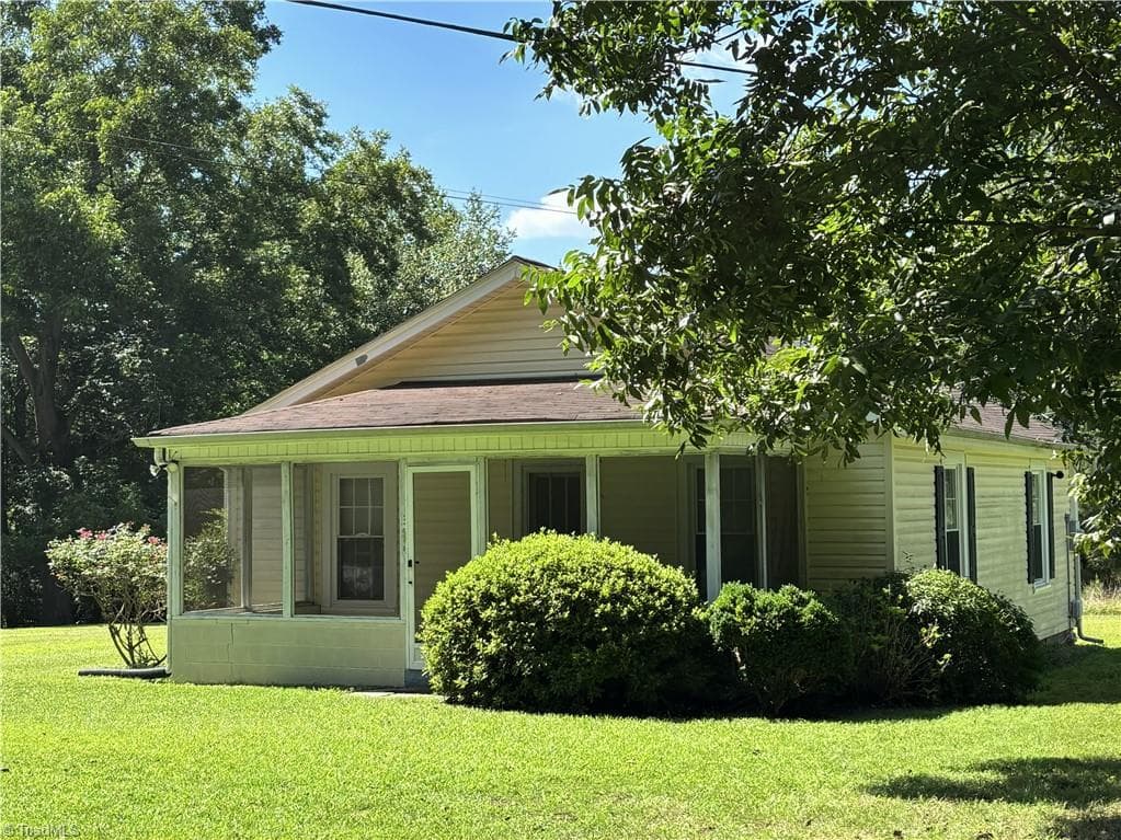 Stick/Site Built at 148 Oscar Road, Troy NC 27371, Troy, photo 3 of 21