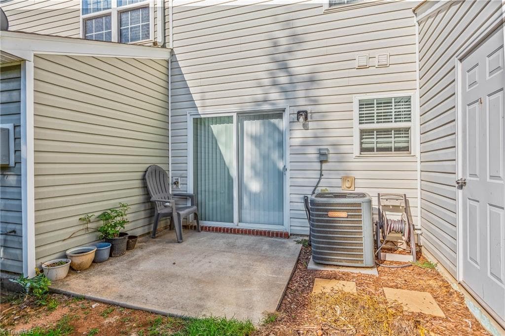 Stick/Site Built at 406 Mourning Dove Terrace, Greensboro NC 27409, photo 19 of 19