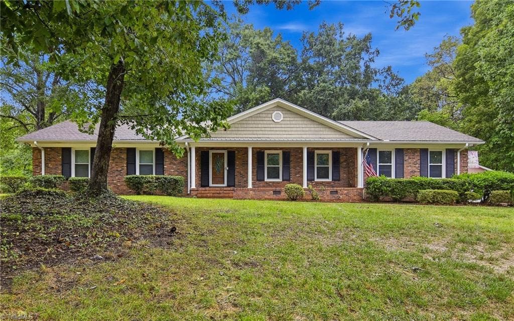 5806 Carriage Lane, Greensboro NC 27410