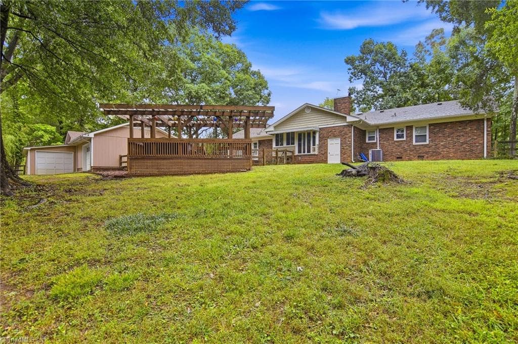 Stick/Site Built at 5806 Carriage Lane, Greensboro NC 27410, photo 30 of 33