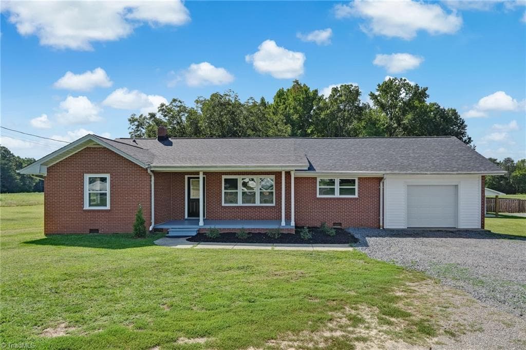 Stick/Site Built at 2084 & 2086 NC Highway 87, Reidsville NC 27320, Reidsville, photo 3 of 100