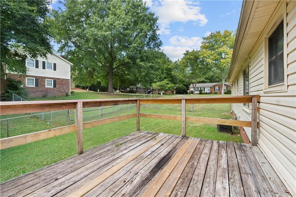 Stick/Site Built at 116 Cheltenham Drive, Winston-Salem NC 27103, photo 22 of 31