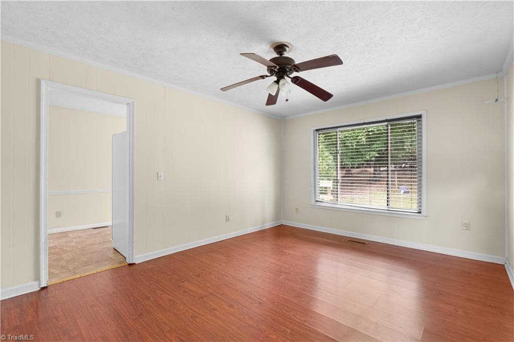 Stick/Site Built at 116 Cheltenham Drive, Winston-Salem NC 27103, photo 5 of 31