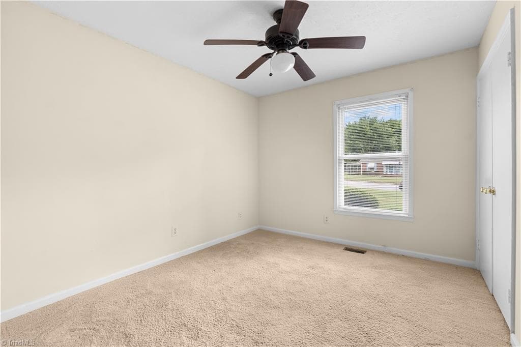 Stick/Site Built at 116 Cheltenham Drive, Winston-Salem NC 27103, photo 9 of 31