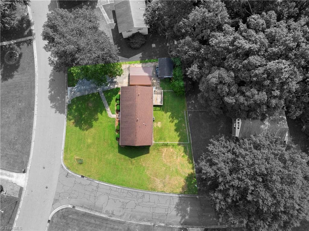 Stick/Site Built at 116 Cheltenham Drive, Winston-Salem NC 27103, photo 29 of 31