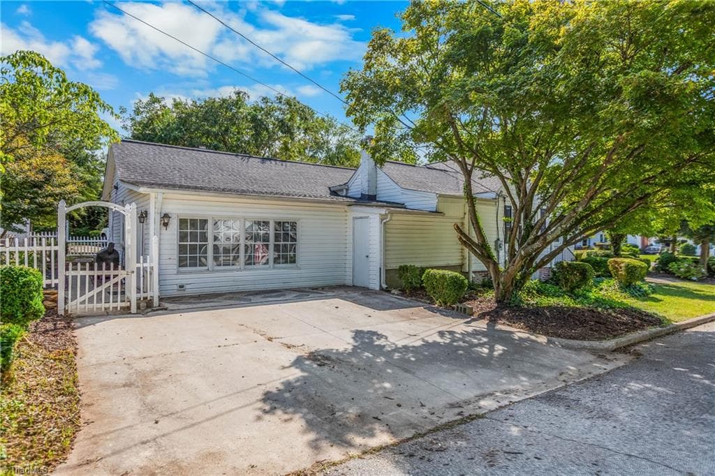 Stick/Site Built at 401 Fairview Drive, Lexington NC 27292, Lexington, photo 31 of 36