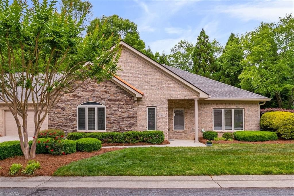 21 AnnaLisa Drive, Greensboro NC 27455
