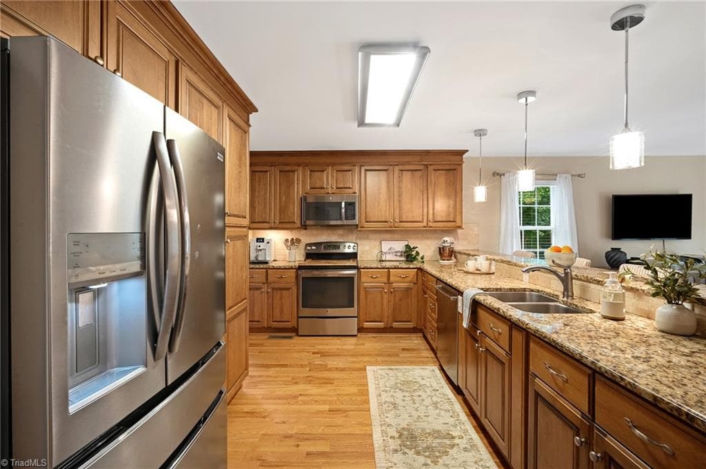Stick/Site Built at 822 Montgomery Court, Walnut Cove NC 27052, Walnut Cove, photo 9 of 31