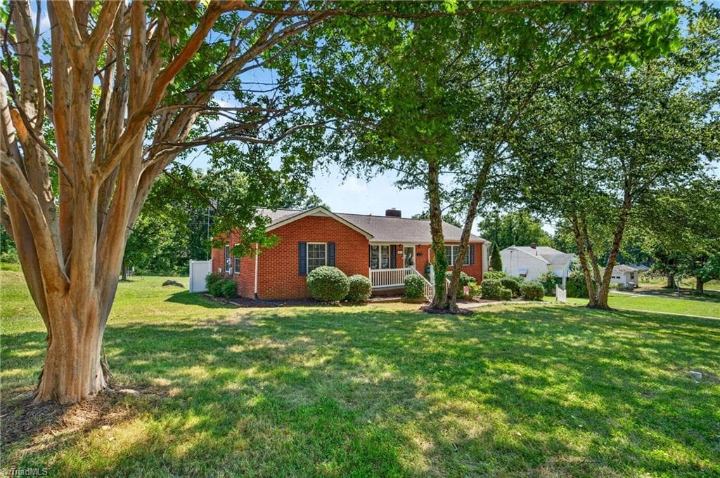 Stick/Site Built at 1027 Shamrock Road, Asheboro NC 27203, photo 2 of 44