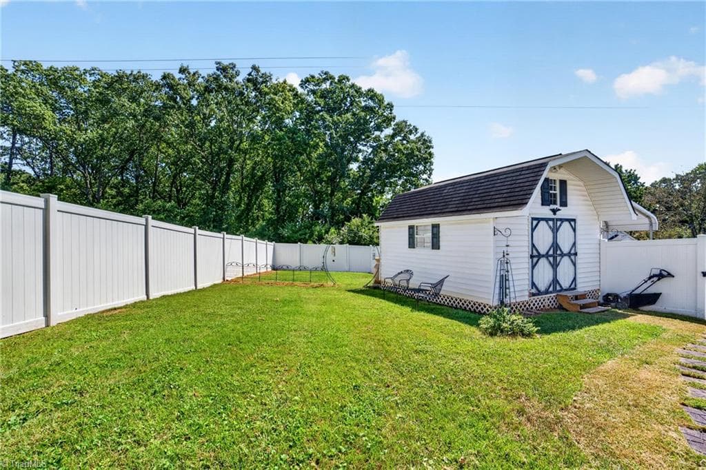 Stick/Site Built at 1027 Shamrock Road, Asheboro NC 27203, photo 10 of 44