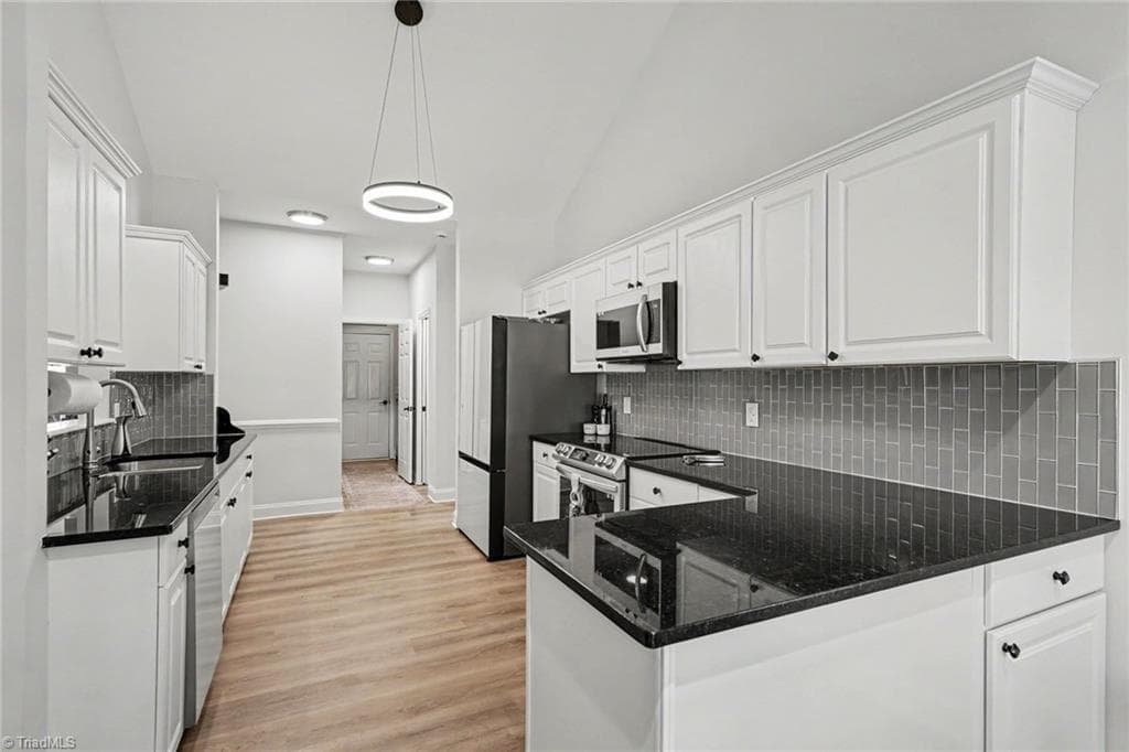 Kitchen - 1207 Dogwood Lane, Archdale NC 27263, Archdale