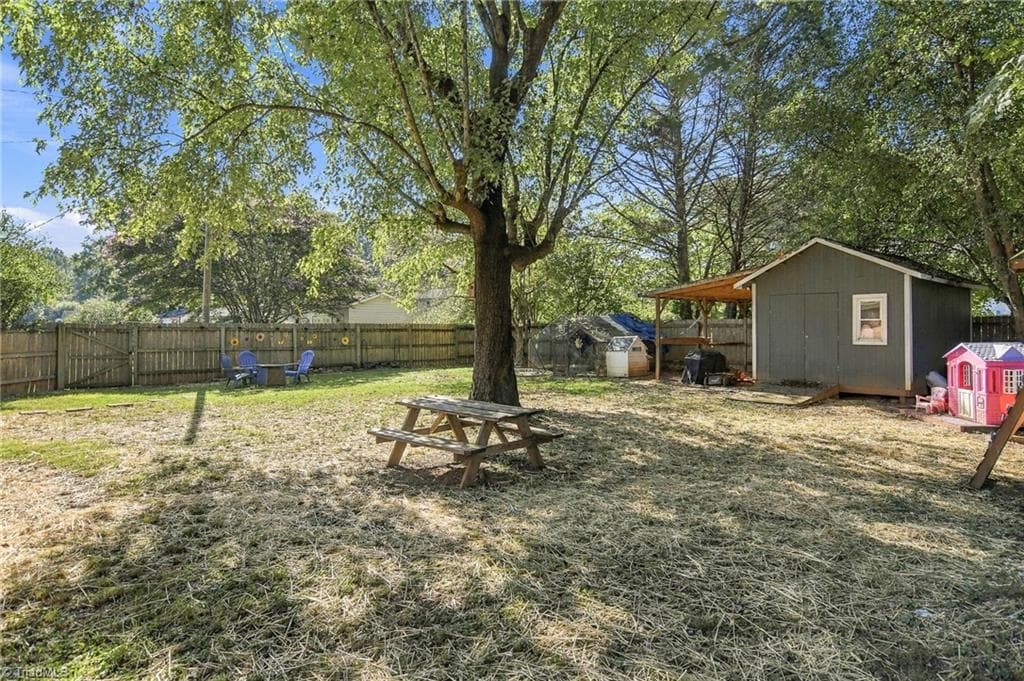 Stick/Site Built at 404 Poplar Circle, Yadkinville NC 27055, Yadkinville, photo 57 of 62