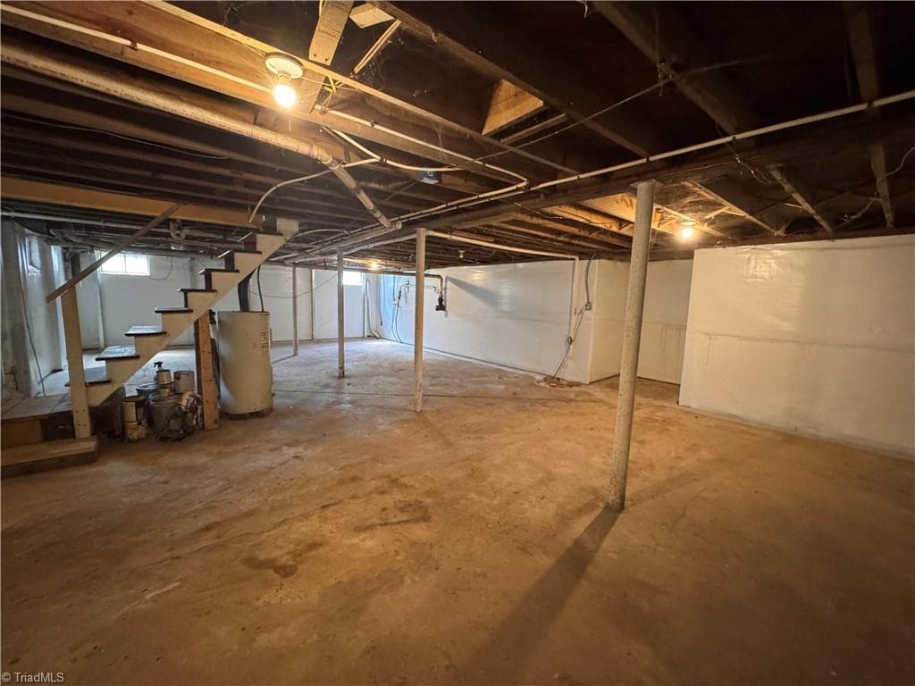 Stick/Site Built at 4865 Baux Mountain Road, Winston-Salem NC 27105, Winston-Salem, photo 19 of 21