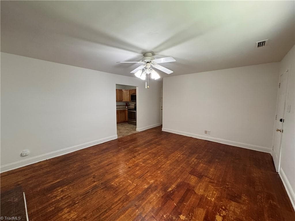 Stick/Site Built at 4865 Baux Mountain Road, Winston-Salem NC 27105, Winston-Salem, photo 4 of 21