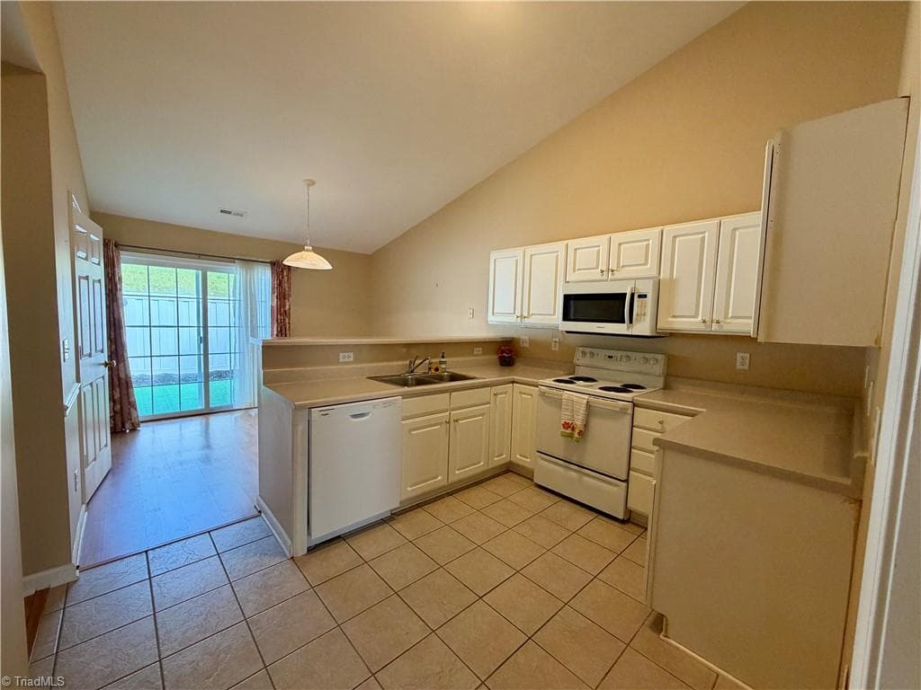 Stick/Site Built at 2418 Wynbrook Square Court, Winston-Salem NC 27103, photo 10 of 37