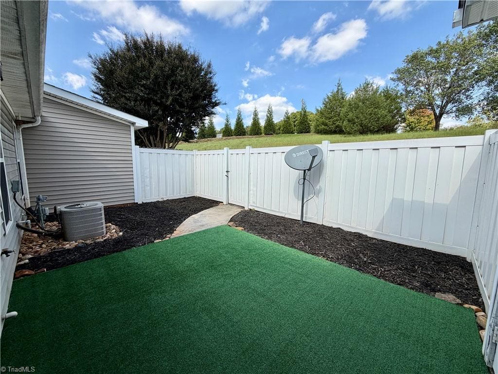 Stick/Site Built at 2418 Wynbrook Square Court, Winston-Salem NC 27103, photo 25 of 37