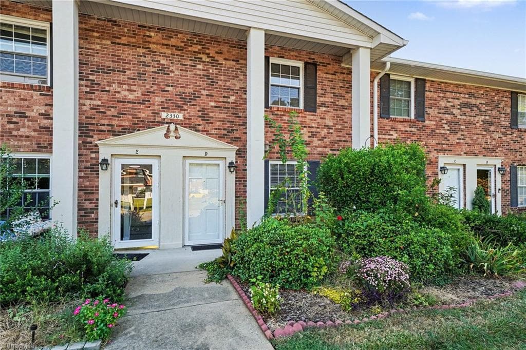 Stick/Site Built at 2330 Bay Meadows Court, Clemmons NC 27103, Clemmons, photo 3 of 28