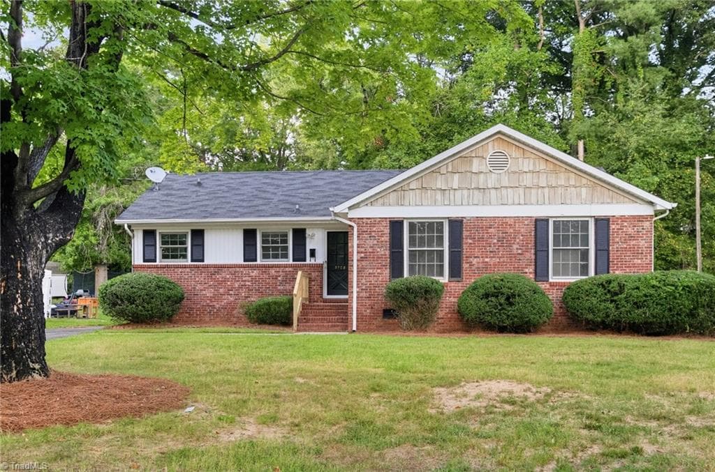 3709 Whitfield Road, Winston-Salem NC 27105