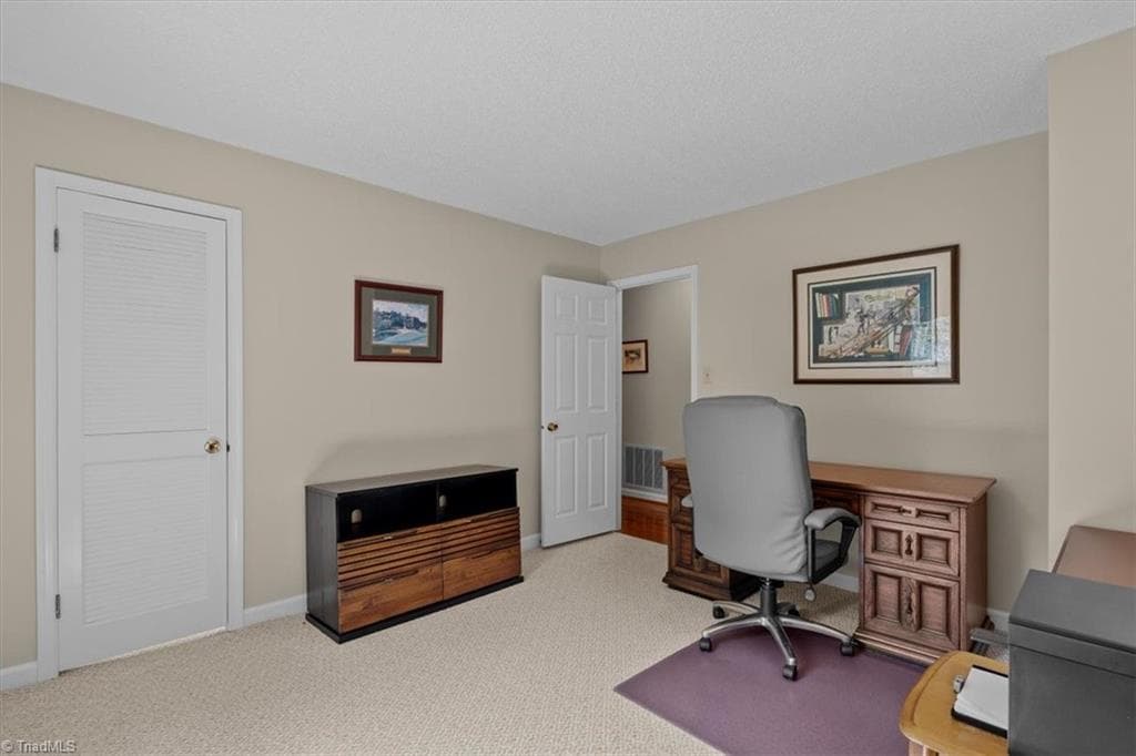 Stick/Site Built at 4503 Doncaster Drive, Greensboro NC 27406, photo 22 of 29