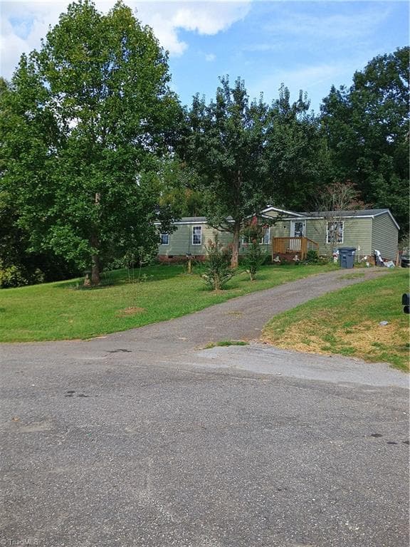 Manufactured Home at 115 Anderson Acres Drive, Harmony NC 28634, Harmony, photo 7 of 18