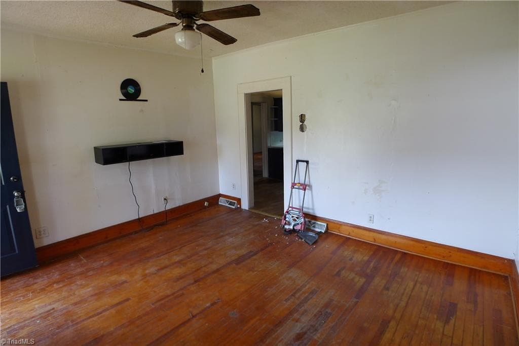 Stick/Site Built at 161 Center Street, Cooleemee NC 27014, photo 9 of 22