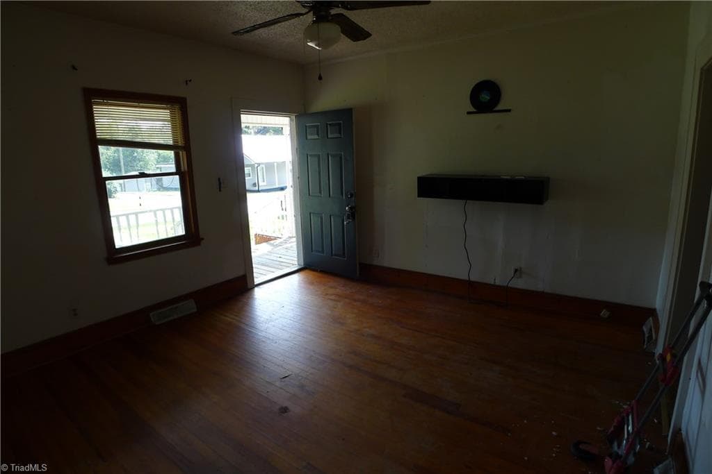 Stick/Site Built at 161 Center Street, Cooleemee NC 27014, photo 10 of 22