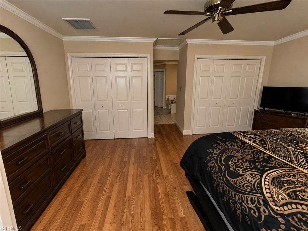 Stick/Site Built at 4711 Summit Avenue, Greensboro NC 27405, photo 11 of 27