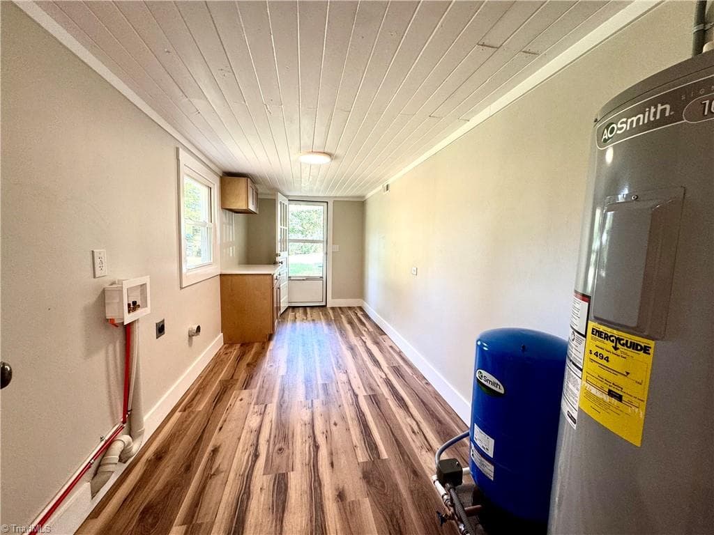 Laundry/mudroom - 6254 NC Highway 268, Dobson NC 27017, Dobson