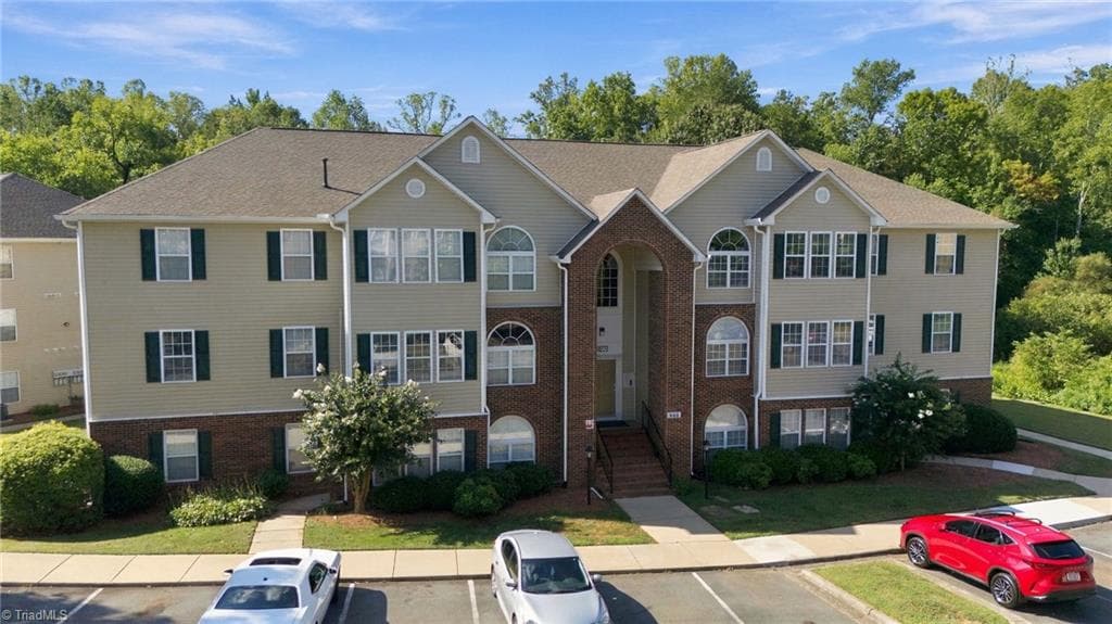531 Mill Pond Drive, Winston-Salem NC 27106