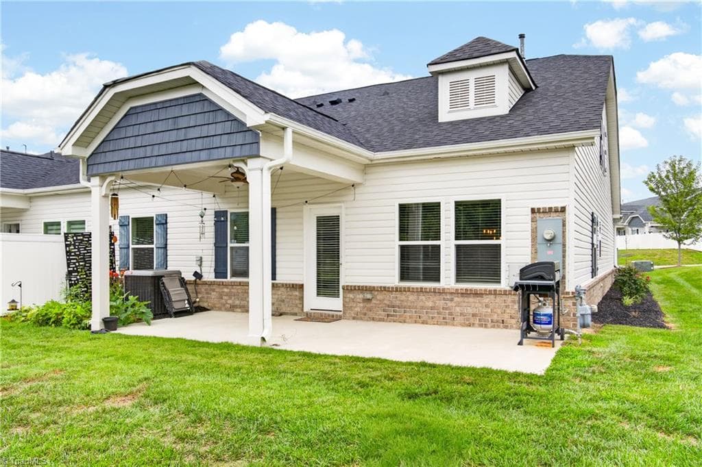 Stick/Site Built at 1671 Coopers Hawk Drive, Kernersville NC 27284, photo 28 of 30