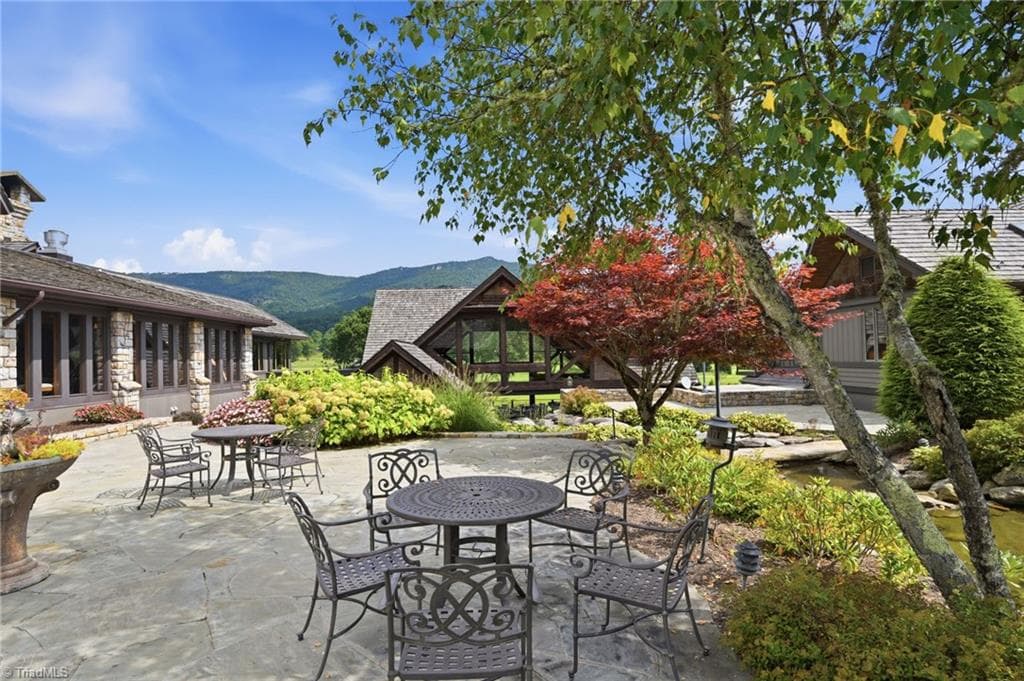 Stick/Site Built at 659 Clubhouse Drive # D2, Banner Elk NC 28604, Banner Elk, photo 47 of 50