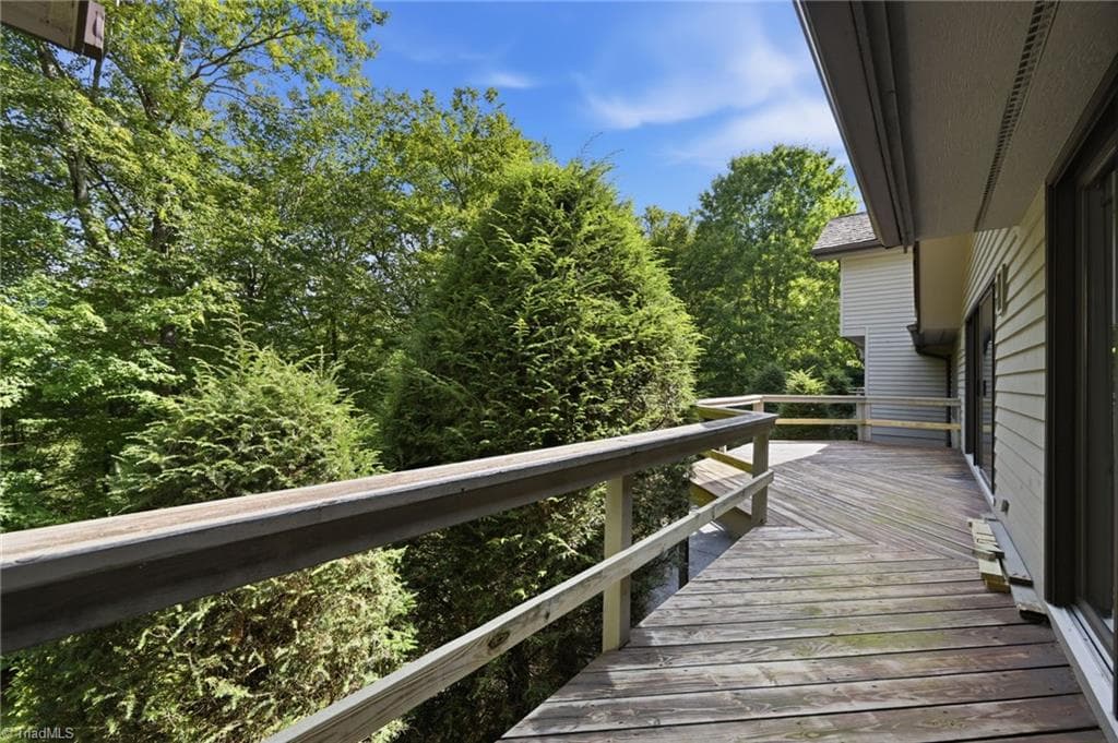 Stick/Site Built at 659 Clubhouse Drive # D2, Banner Elk NC 28604, Banner Elk, photo 36 of 50