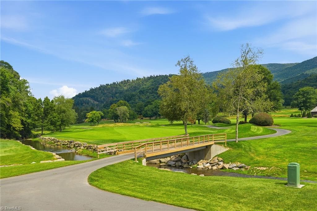 Stick/Site Built at 659 Clubhouse Drive # D2, Banner Elk NC 28604, Banner Elk, photo 44 of 50
