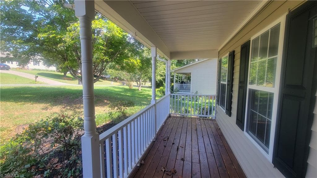 Stick/Site Built at 3704 Signet Drive, Winston-Salem NC 27101, Winston-Salem, photo 3 of 17