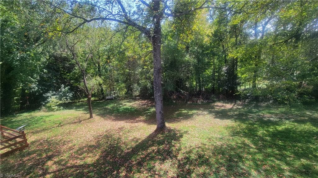 Stick/Site Built at 3704 Signet Drive, Winston-Salem NC 27101, Winston-Salem, photo 5 of 17