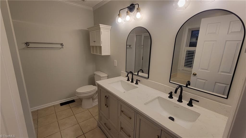 Stick/Site Built at 3704 Signet Drive, Winston-Salem NC 27101, Winston-Salem, photo 11 of 17