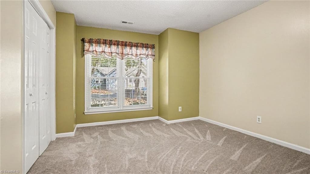 Stick/Site Built at 2800 Shadowbrook Lane, Winston-Salem NC 27103, photo 23 of 27
