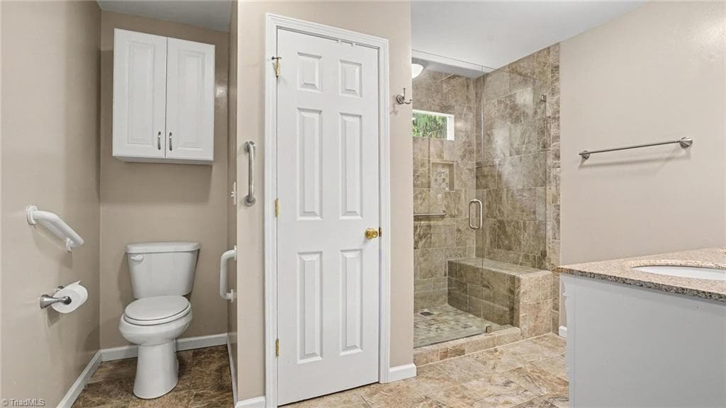Stick/Site Built at 2800 Shadowbrook Lane, Winston-Salem NC 27103, photo 17 of 27