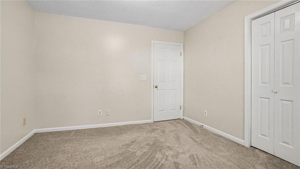 Stick/Site Built at 2800 Shadowbrook Lane, Winston-Salem NC 27103, photo 21 of 27